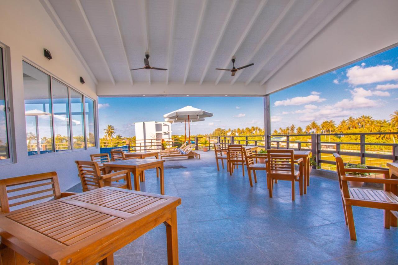 Dhiguveli Breeze Hotel Dhigurah  Exterior photo